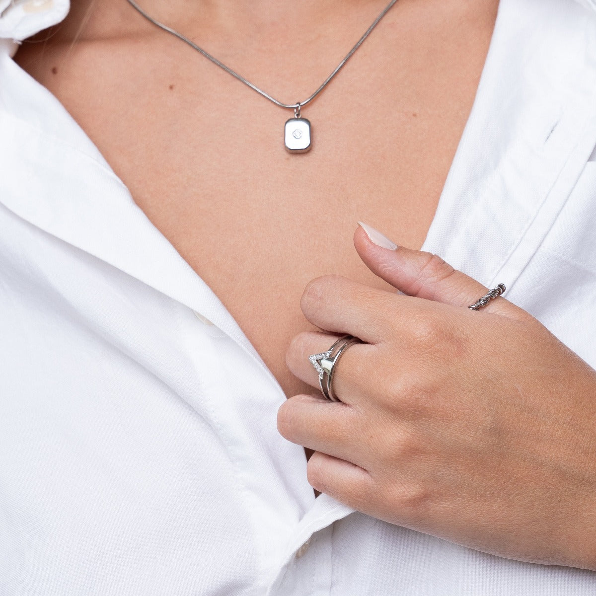 Shine Pendant Necklace – Silver