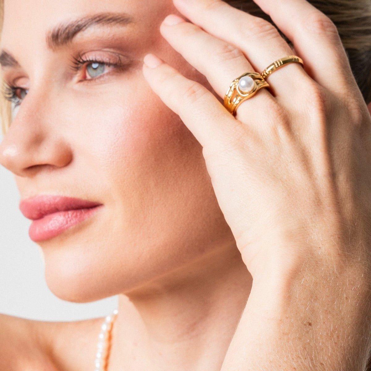 Catalina Solitaire Pearl Ring 18K Gold Plated