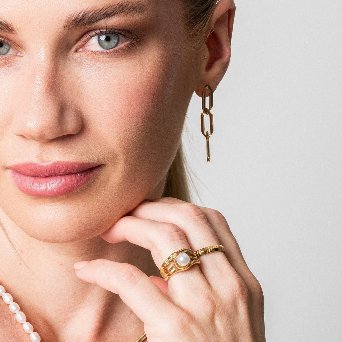 Catalina Solitaire Pearl Ring 18K Gold Plated
