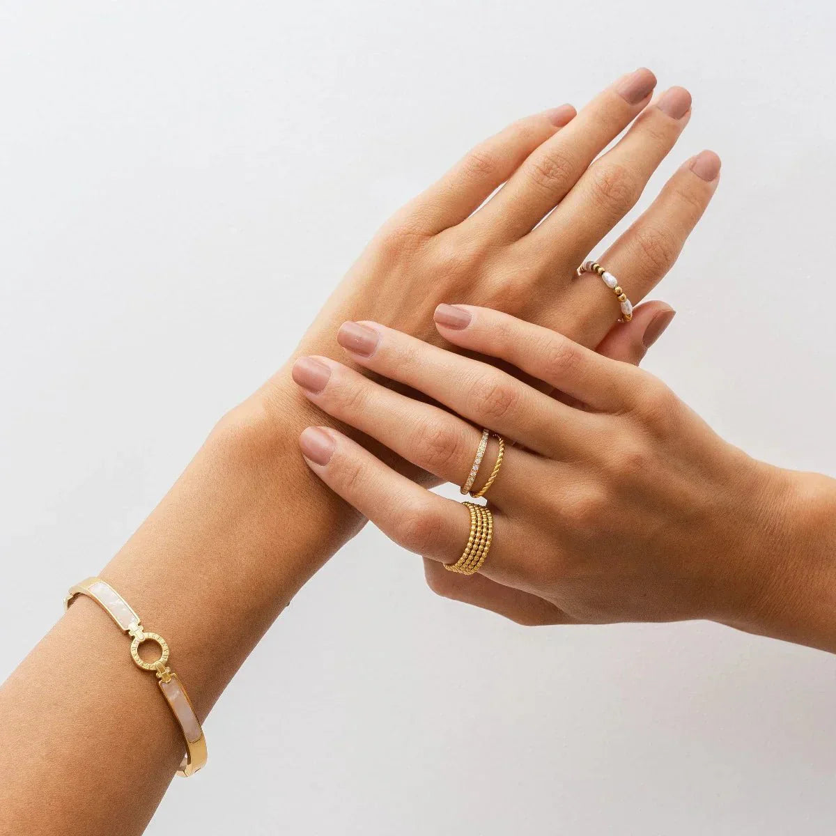 Iconic Sphere Ring 18K Gold Plated