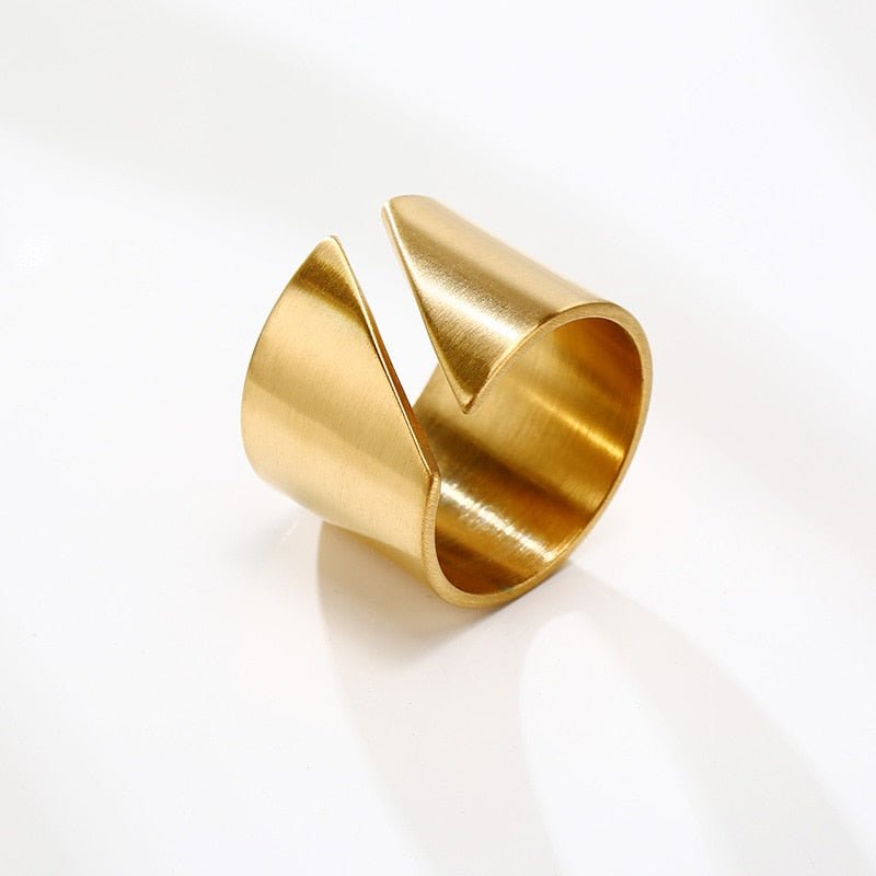 Hips Ring 18K Gold Plated
