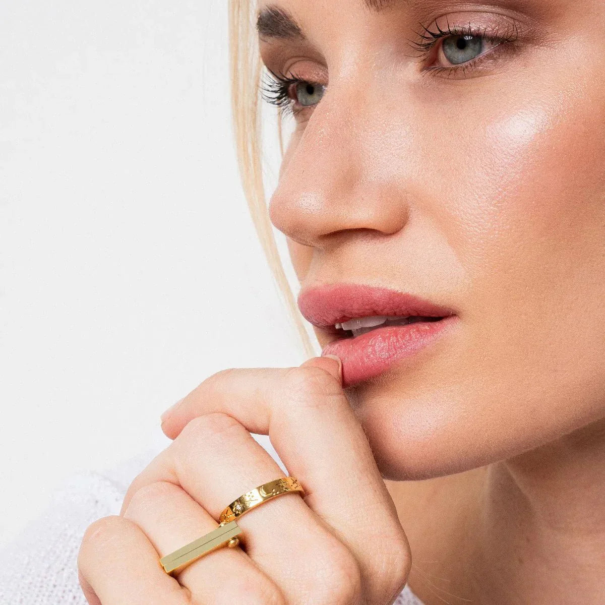 Flat Screw Ring 18K Gold Plated