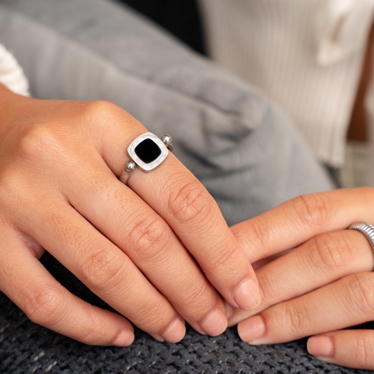 Rotating Square Charm Ring – Silver