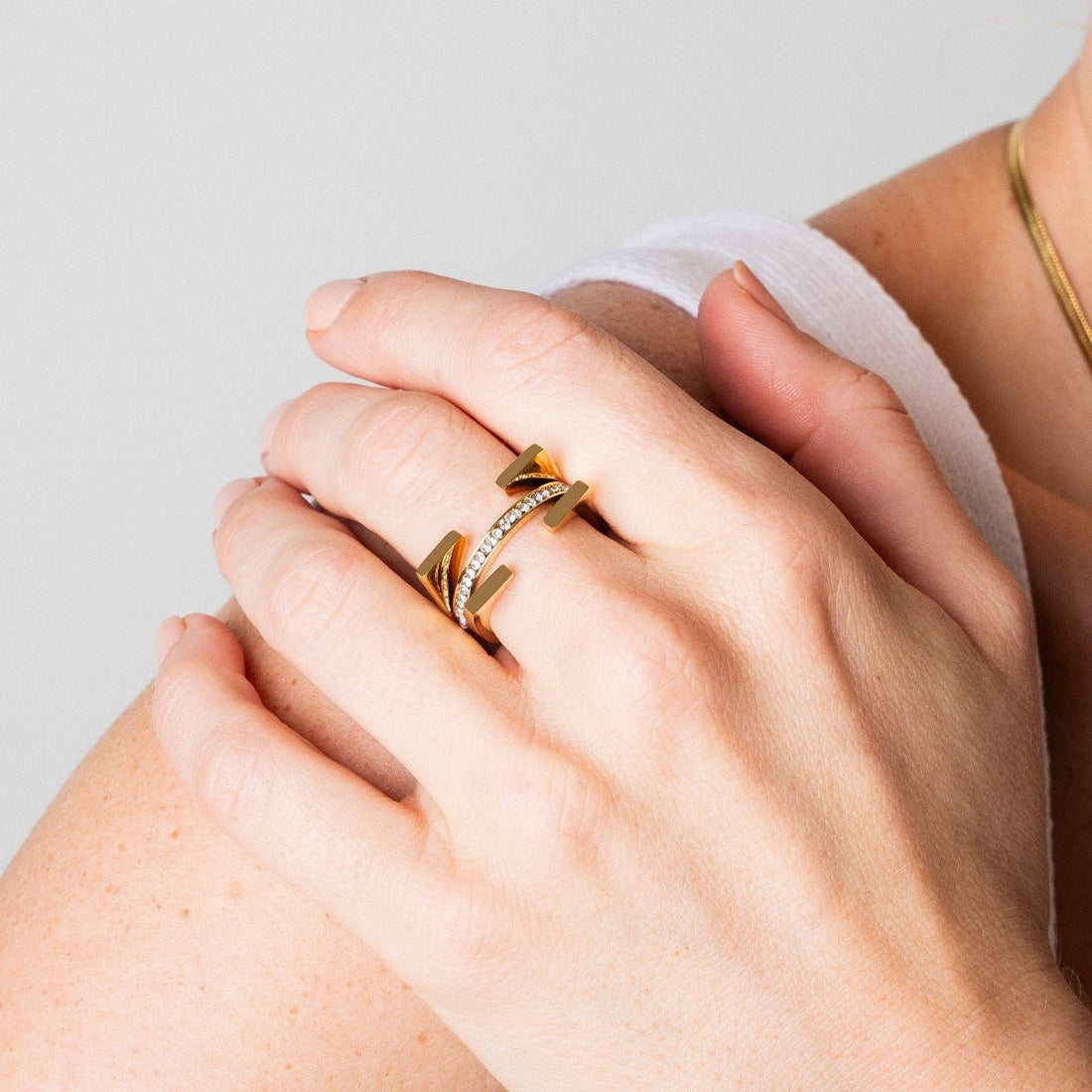 Truth Ring 18K Gold Plated
