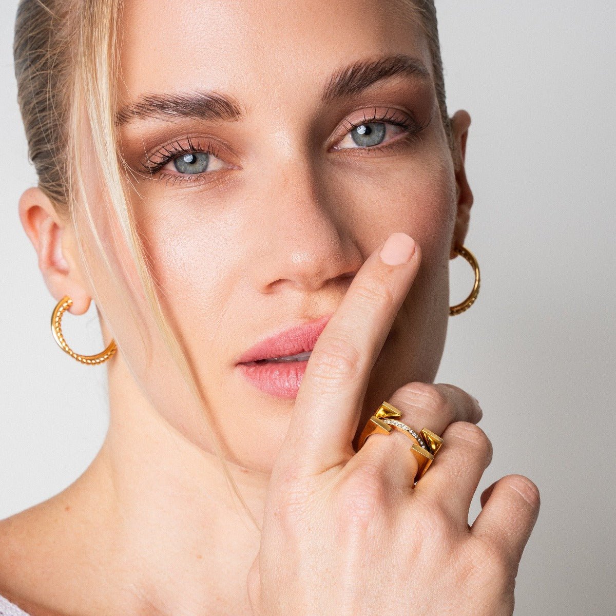 Truth Ring 18K Gold Plated