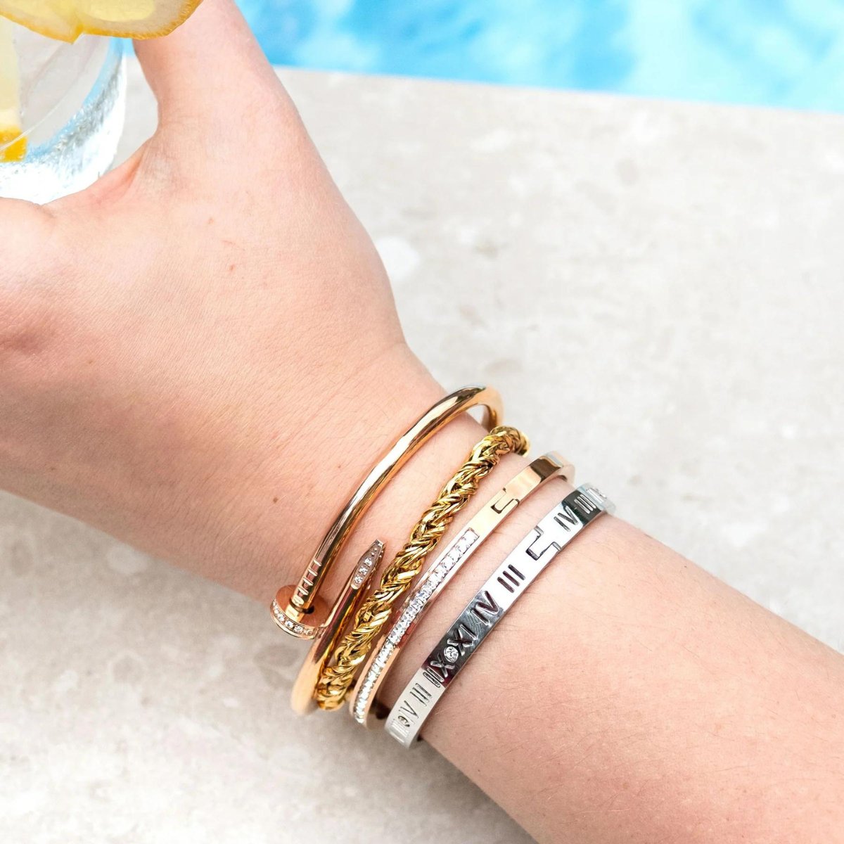 Roman Numeral Bangle – Silver