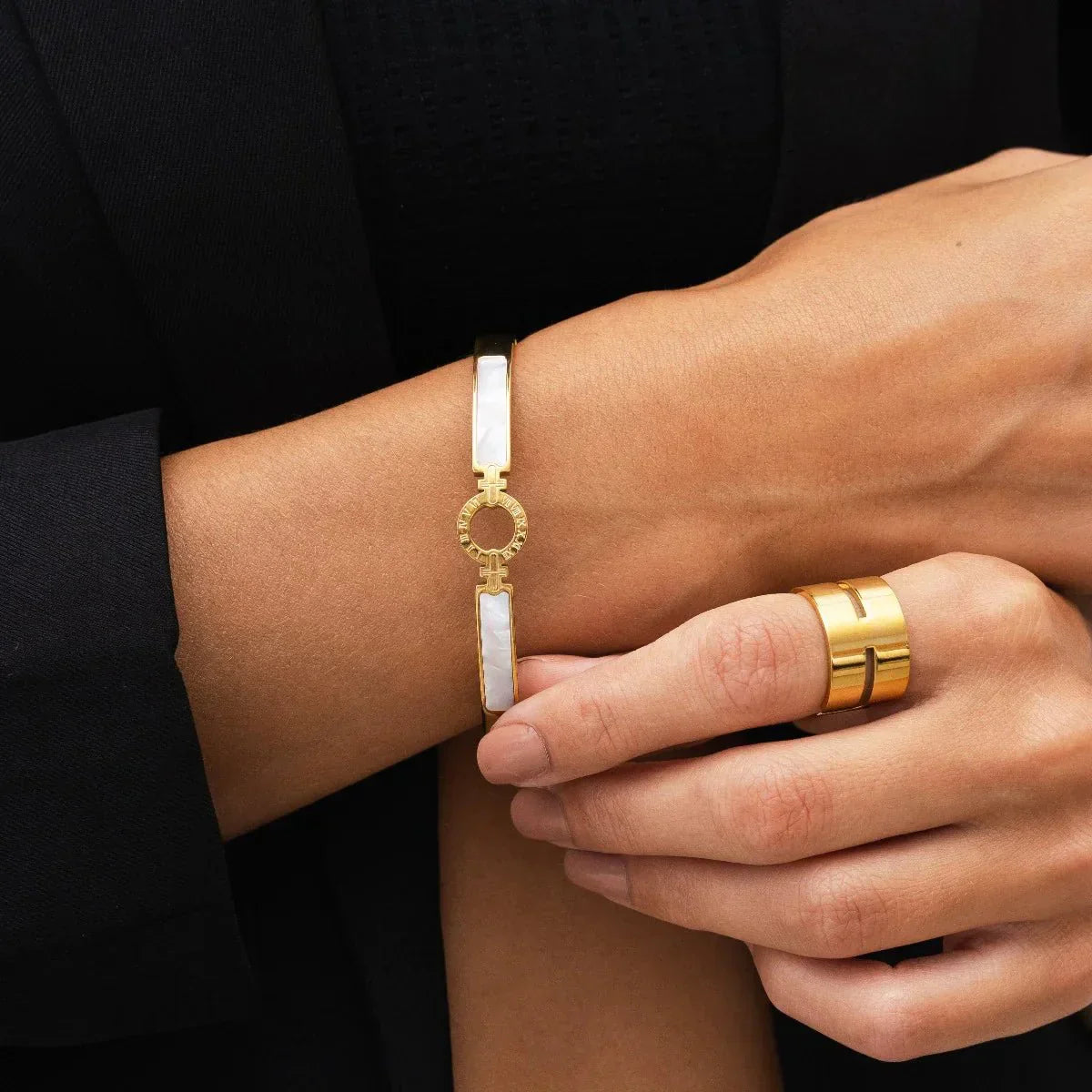 Aura Bangle 18K Gold Plated