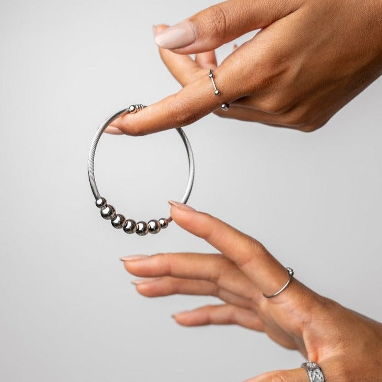 Adjustable Anti-Stress Beaded Bangle – Silver