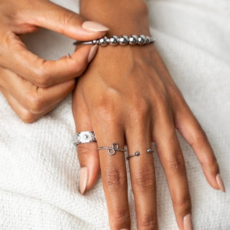 Adjustable Anti-Stress Beaded Bangle – Silver