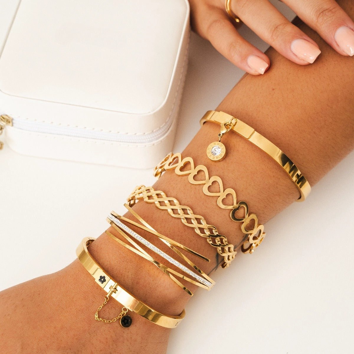 Florence Zirconia Bangle 18K Gold Plated