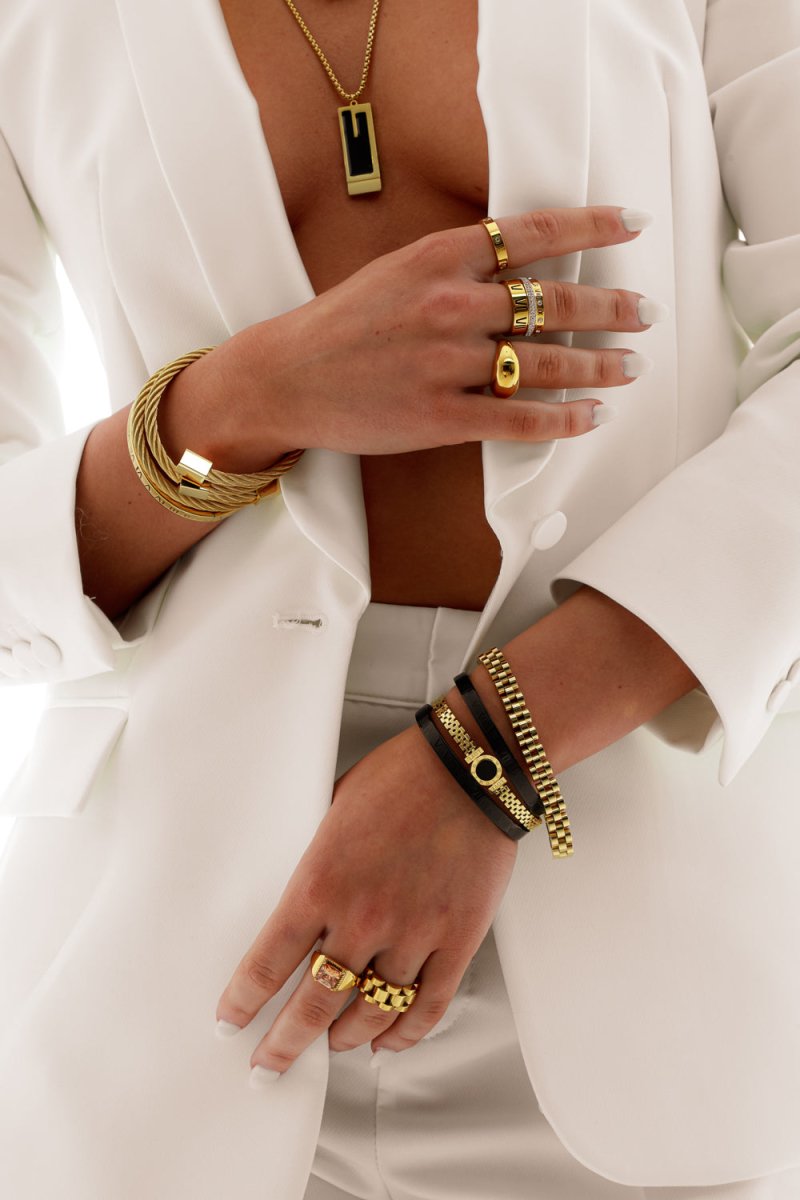 Hera Onyx Stone Bangle 18K Gold Plated