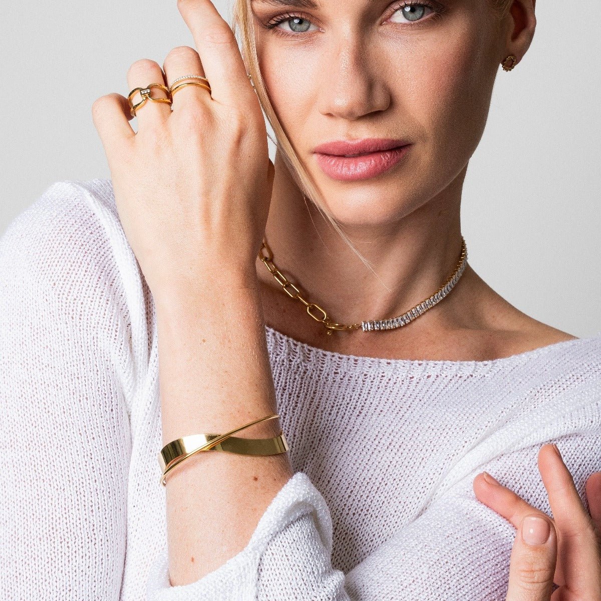 Inter Bangle 18K Gold Plated