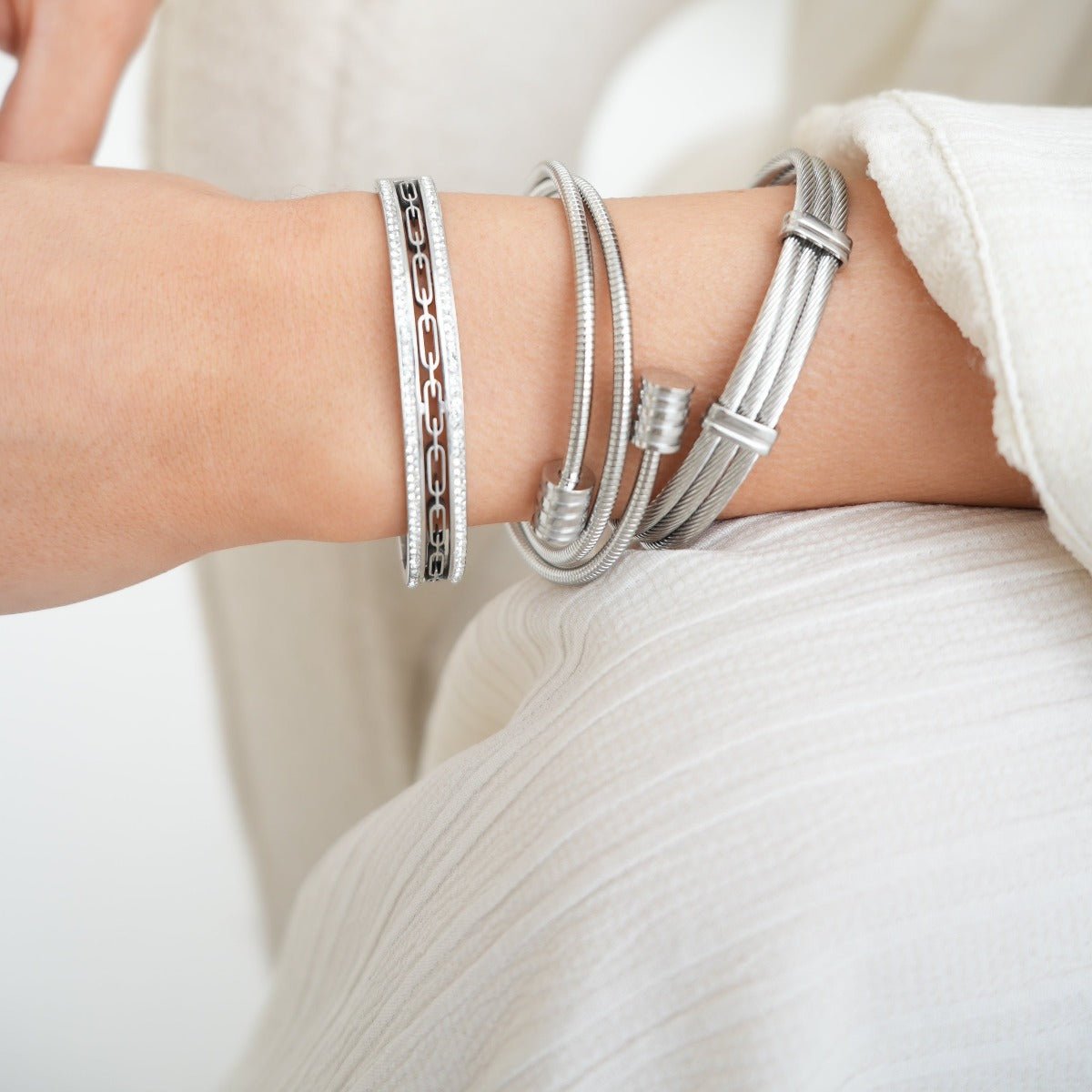 Ivy Crystal Stone Bangle – Silver