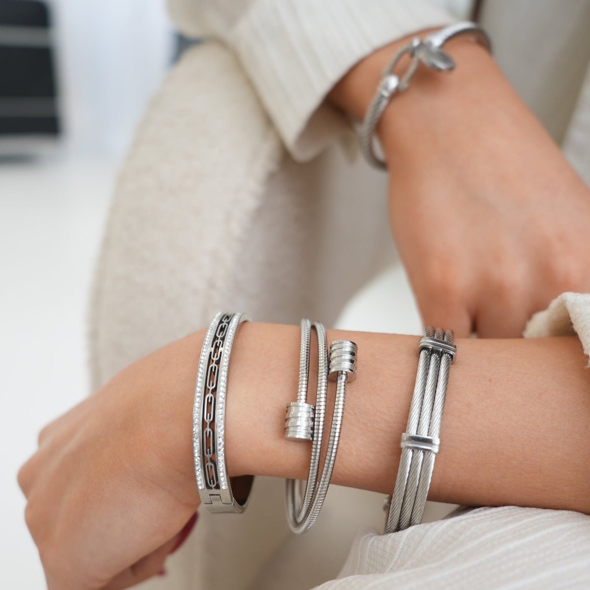 Ivy Crystal Stone Bangle – Silver