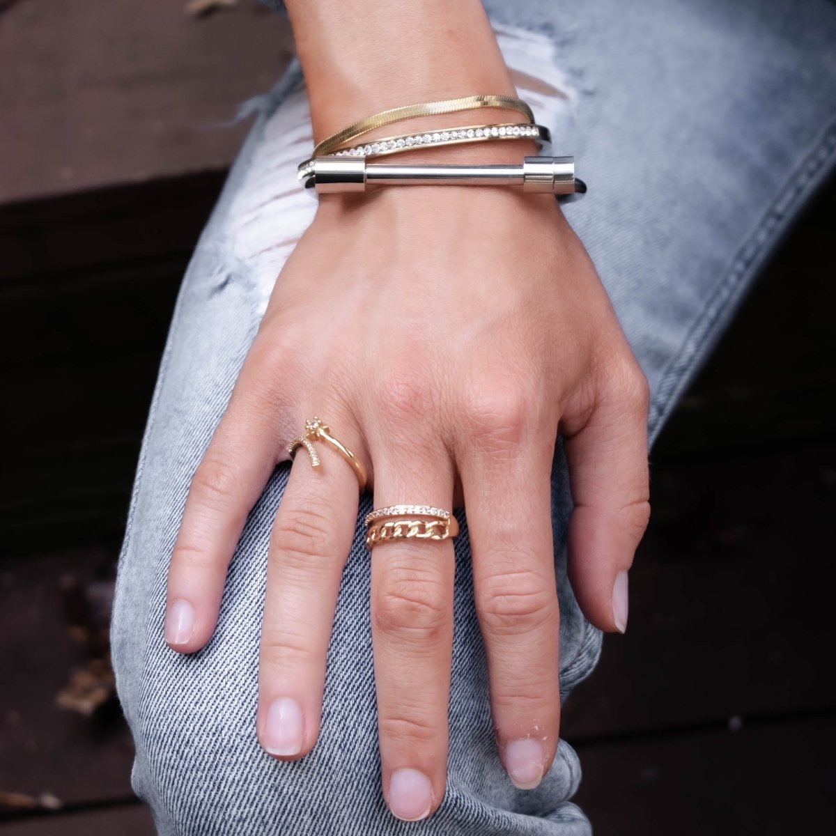 Screw Cuff Bangle – Silver