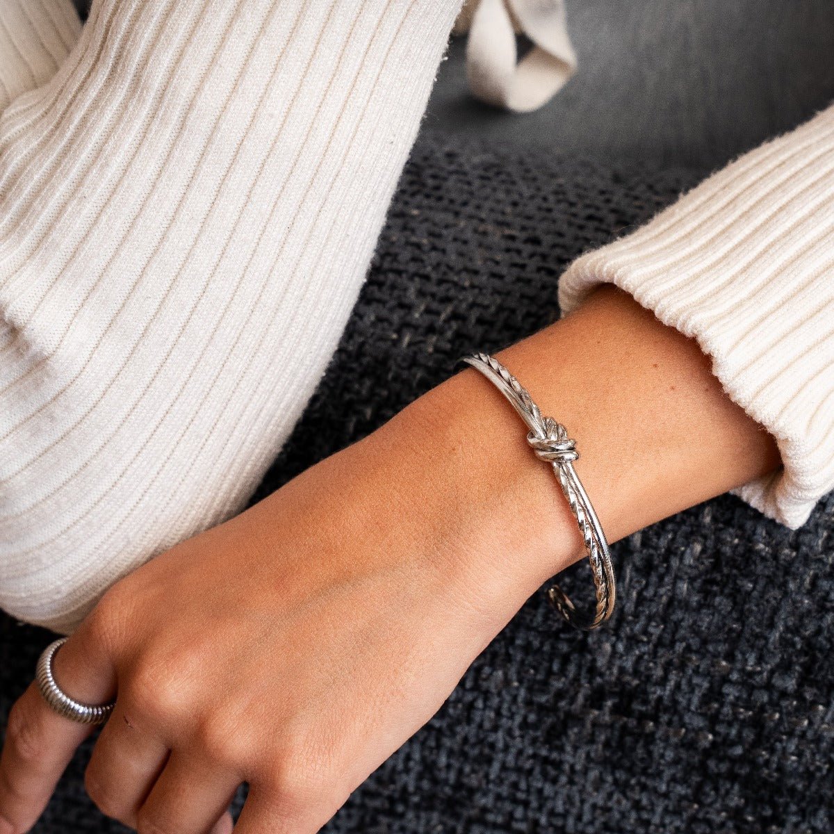 Twisted Knot Bangle – Silver