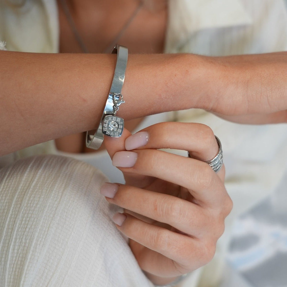 Square Charm Bangle – Silver