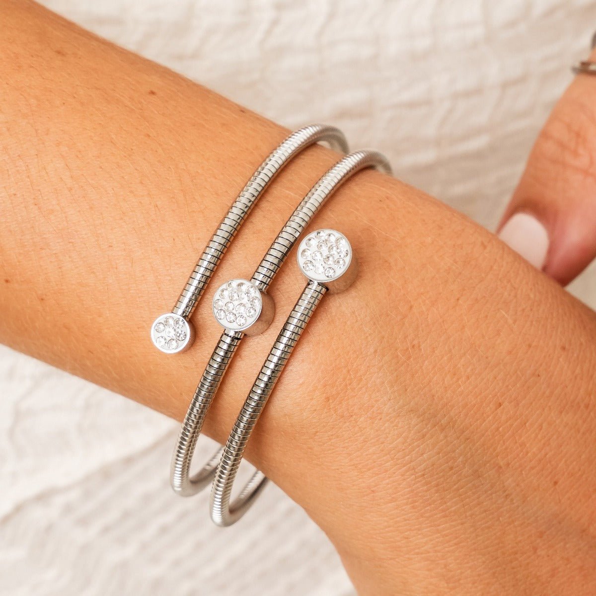 Spiral Crystal Bangle – Silver
