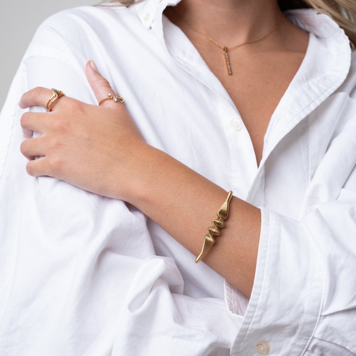 Wave Bangle 18K Gold Plated