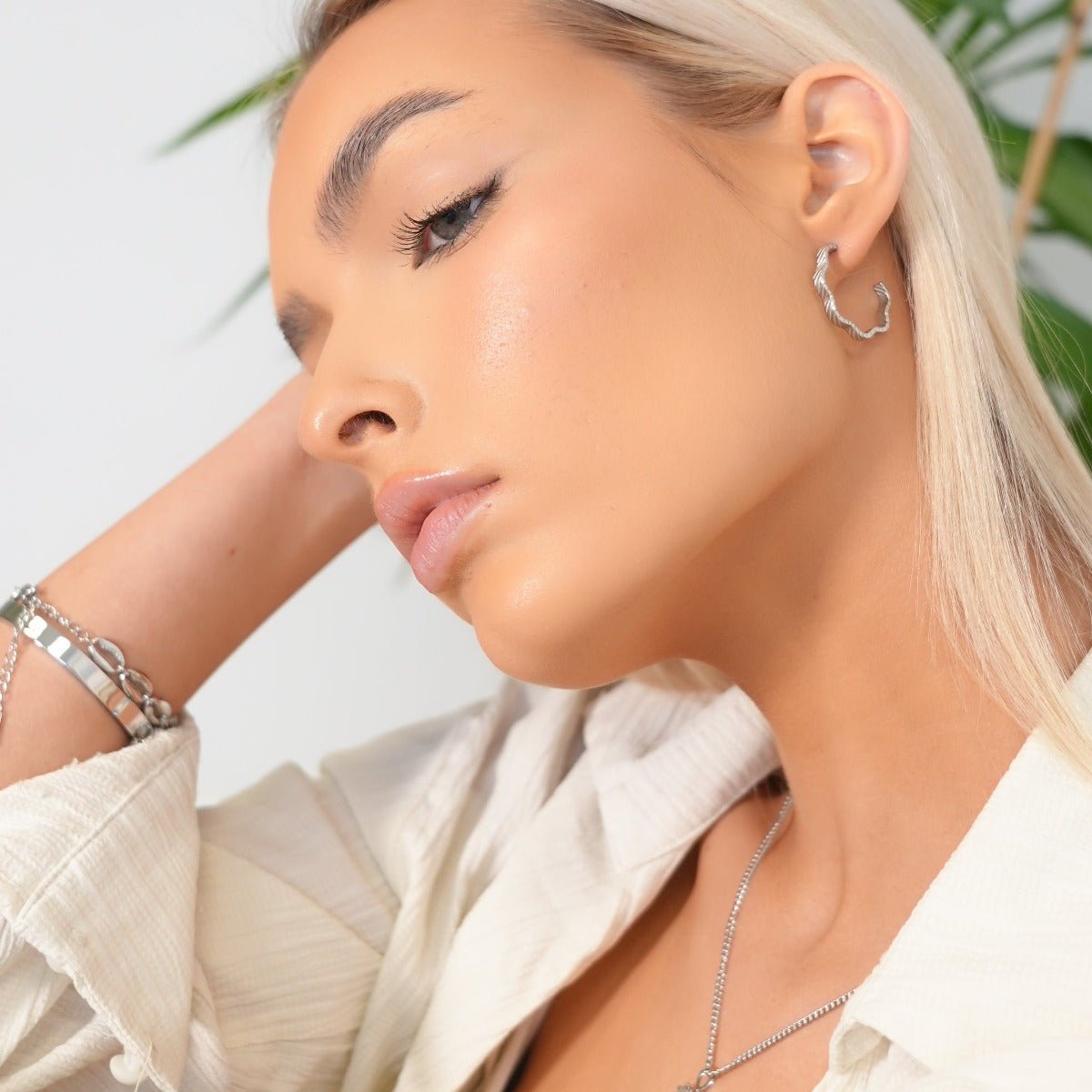 Wavy Texture Hoop Earrings – Silver