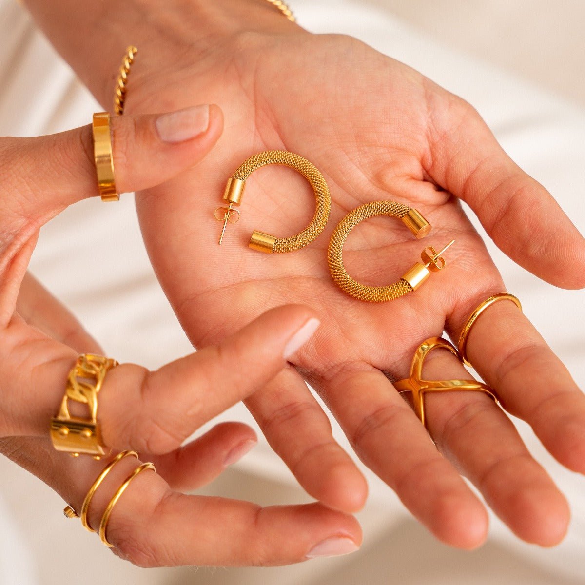 Isabella Mesh Hoop Earrings 18K Gold Plated