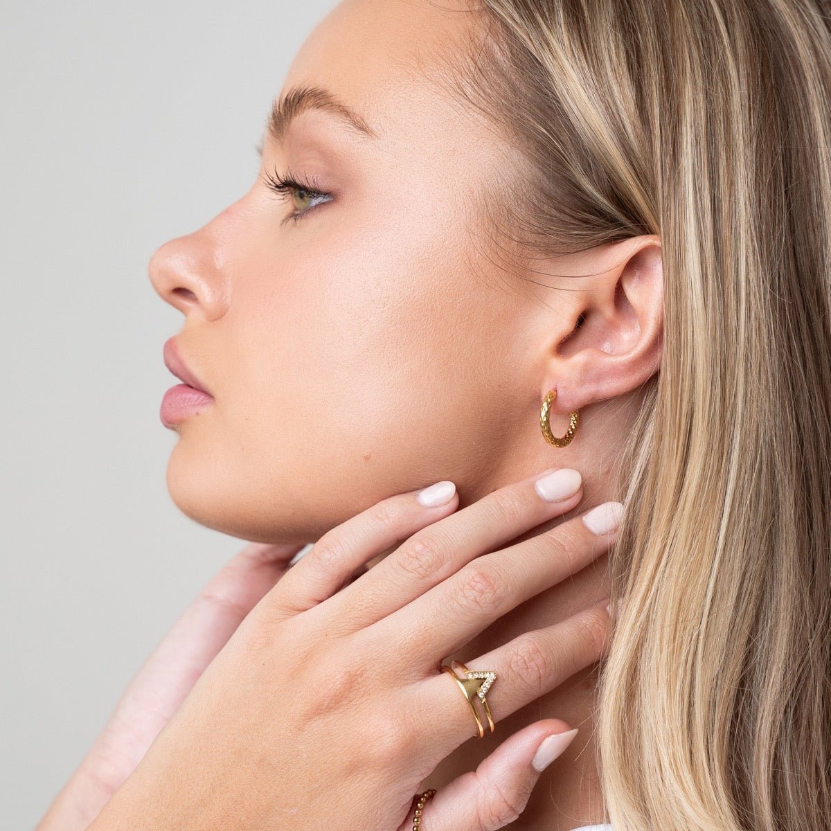 Textured Hoop Earrings 18K Gold Plated
