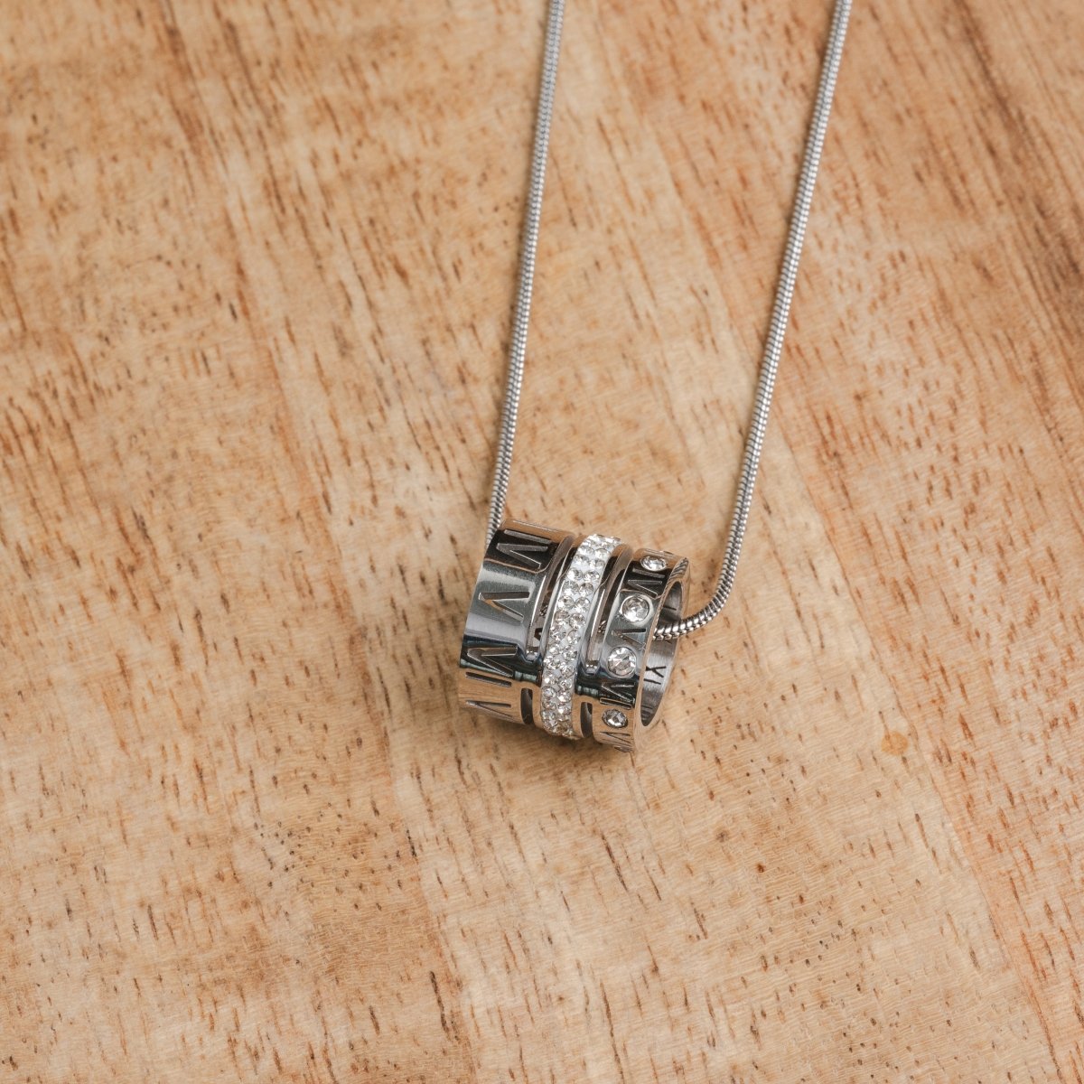 Triple Band Roman Numeral Necklace – Silver
