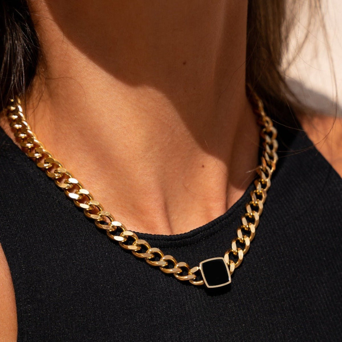 Chain Necklace with Square Onyx Stone 18K Gold Plated