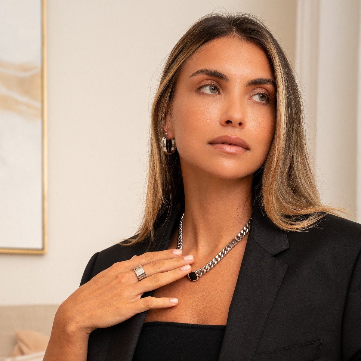 Chain Necklace with Square Onyx Stone – Silver