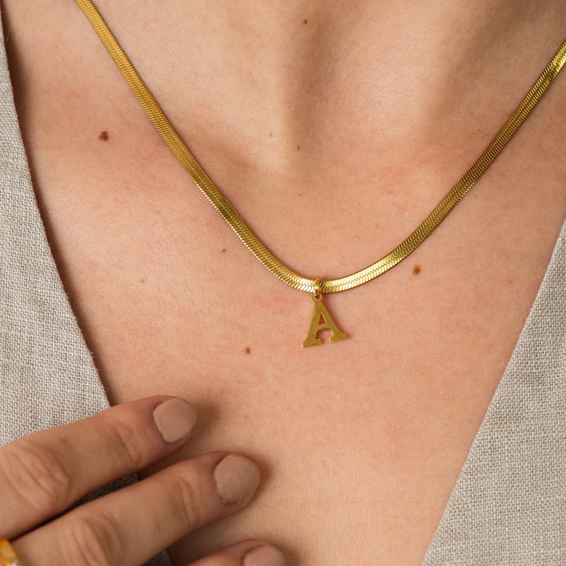 Mesh Initial Letter Necklace 18K Gold Plated