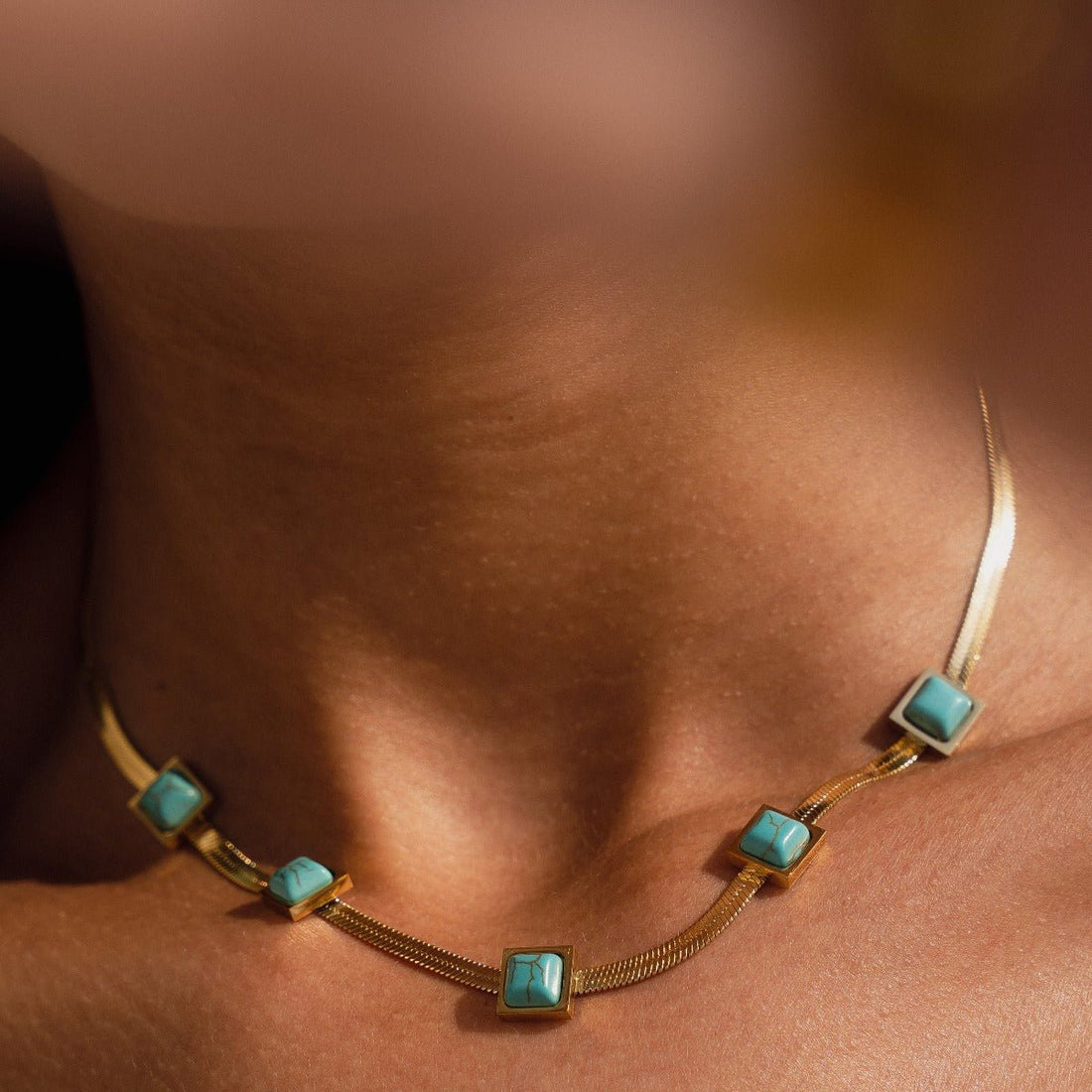 Mesh Necklace with Aqua Stone 18K Gold Plated