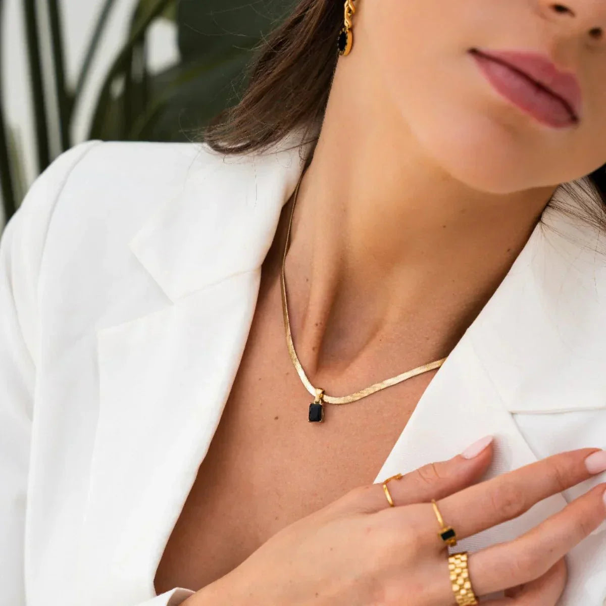 Mesh Necklace with Riviera Pendant 18K Gold Plated