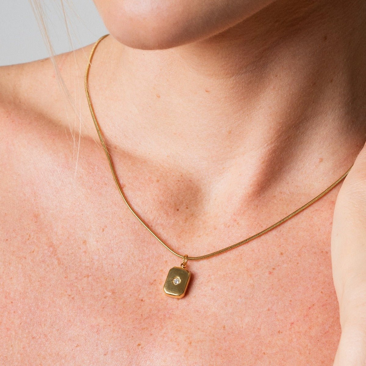 Shine Pendant Necklace 18K Gold Plated