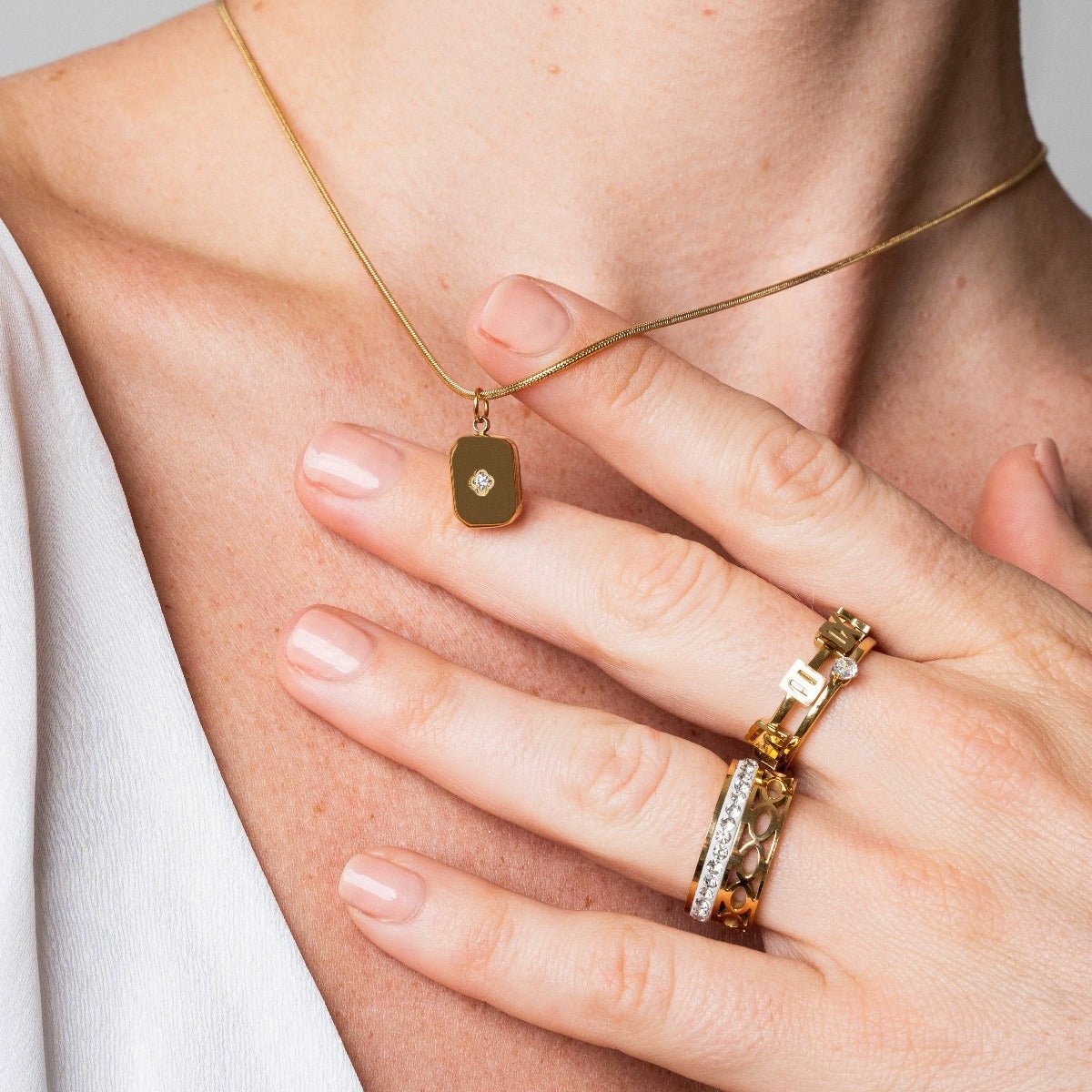 Shine Pendant Necklace 18K Gold Plated