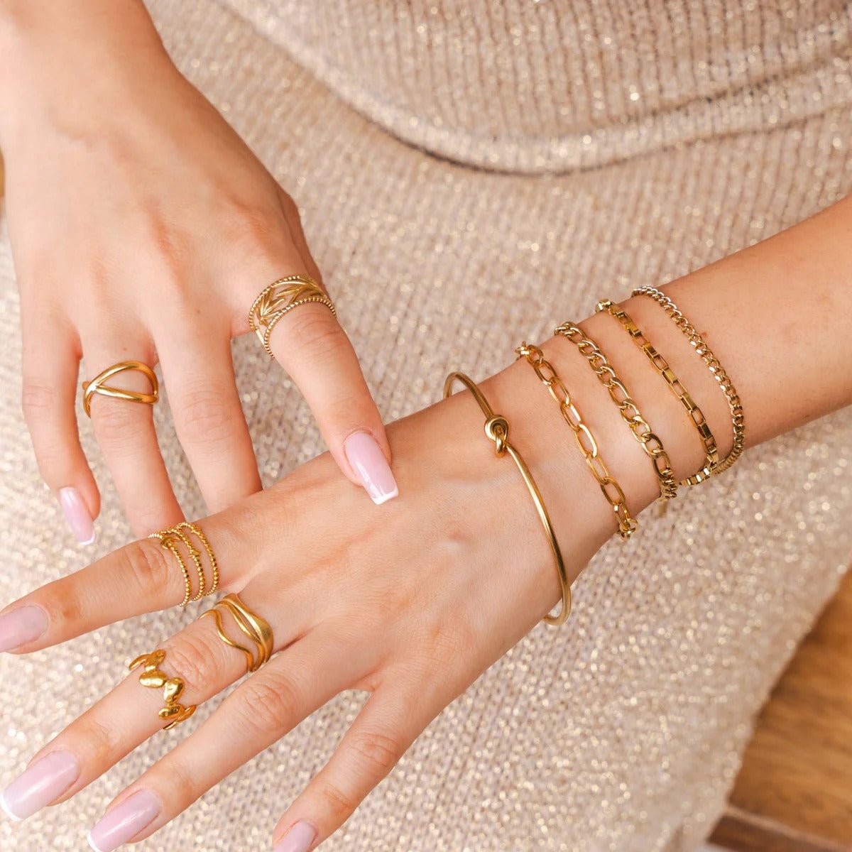 Elegance Bracelet Set & Knot Bangle 18K Gold Plated