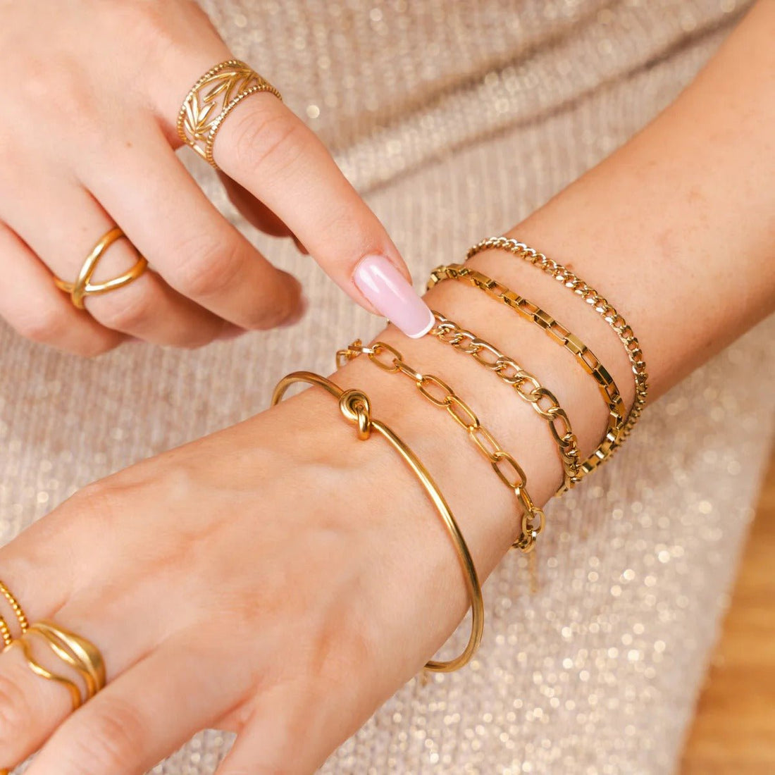 Elegance Bracelet Set & Knot Bangle 18K Gold Plated
