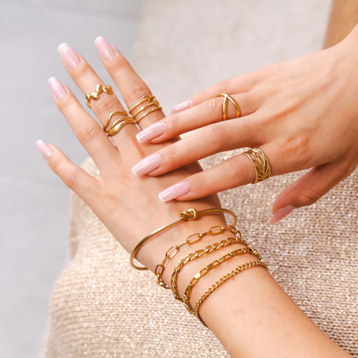 Elegance Bracelet Set & Knot Bangle 18K Gold Plated