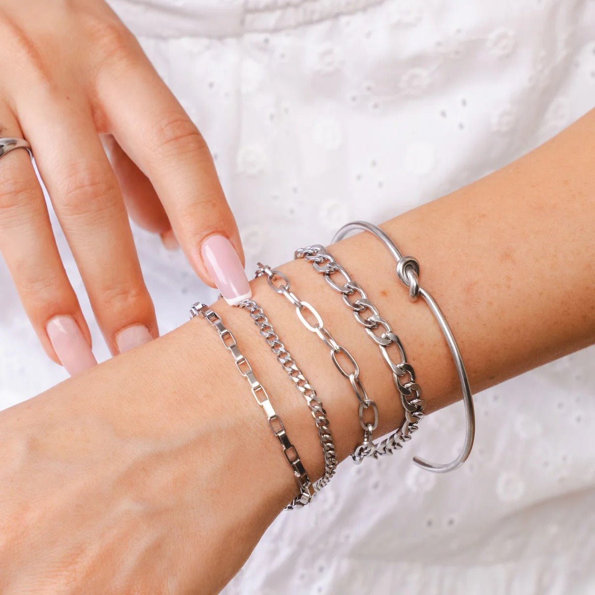 Elegance Bracelet Set & Knot Bangle – Silver 34