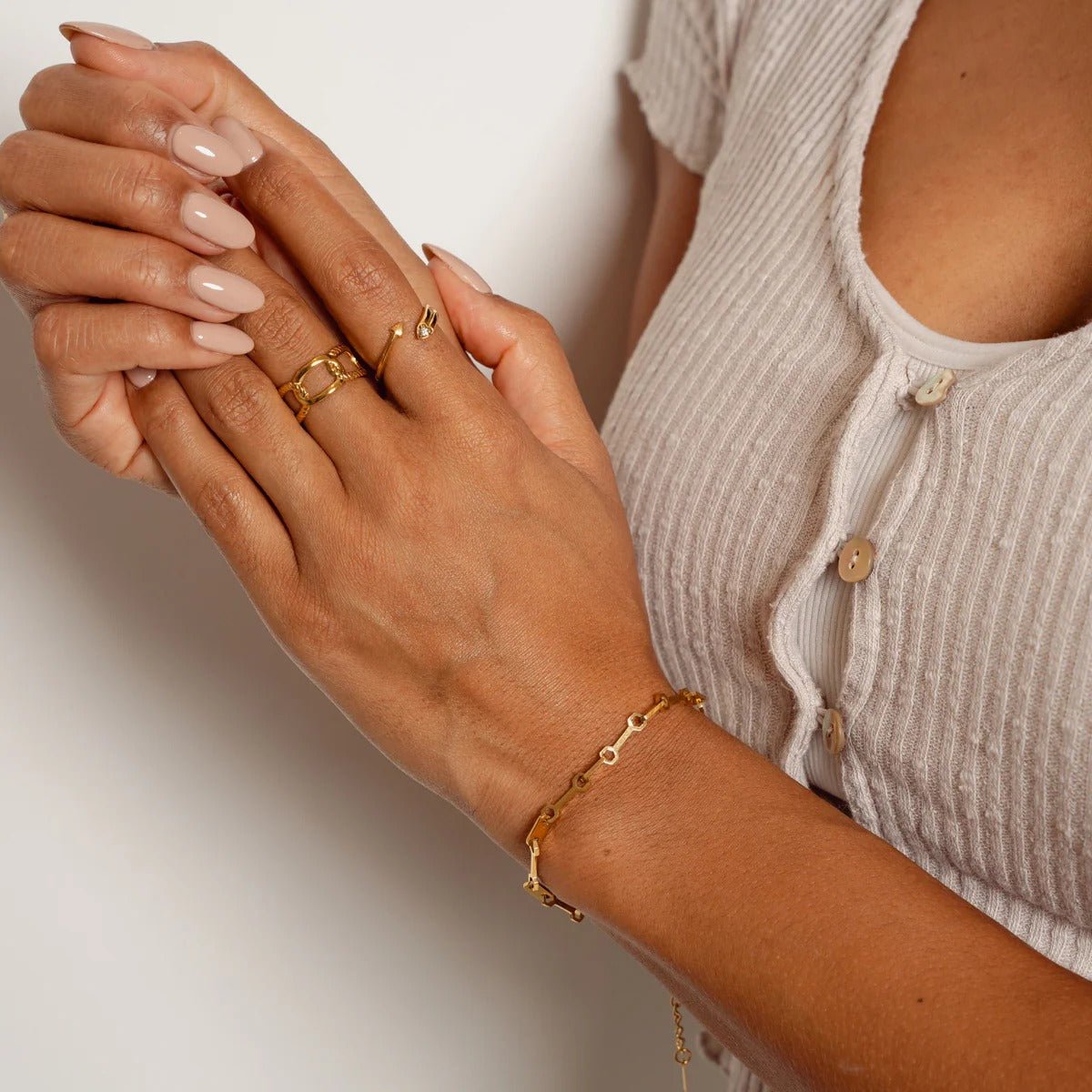 Tablet Link Chain Bracelet 29
