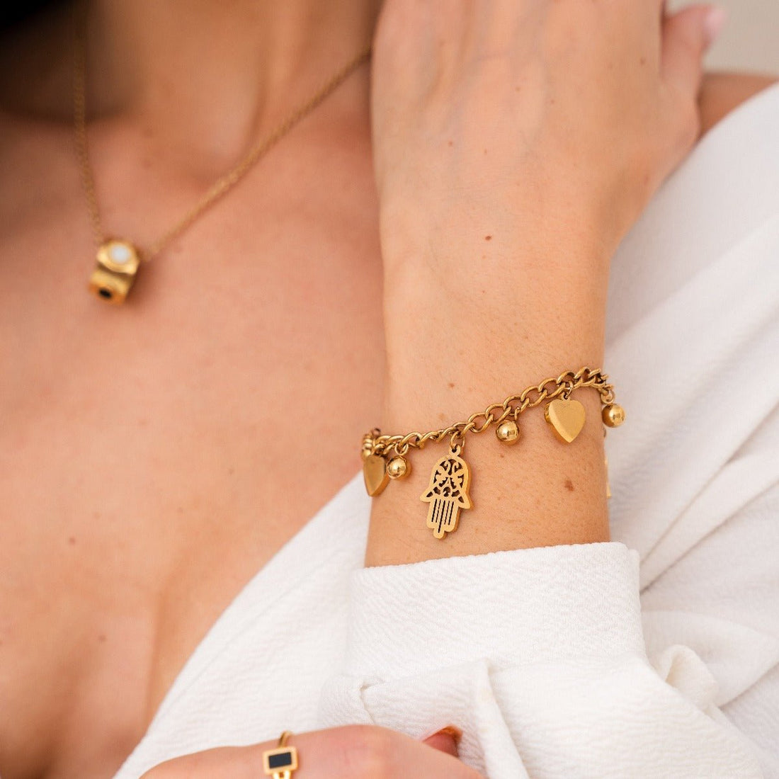 Link Bracelet with Heart and Hamsa Pendants 18K Gold Plated