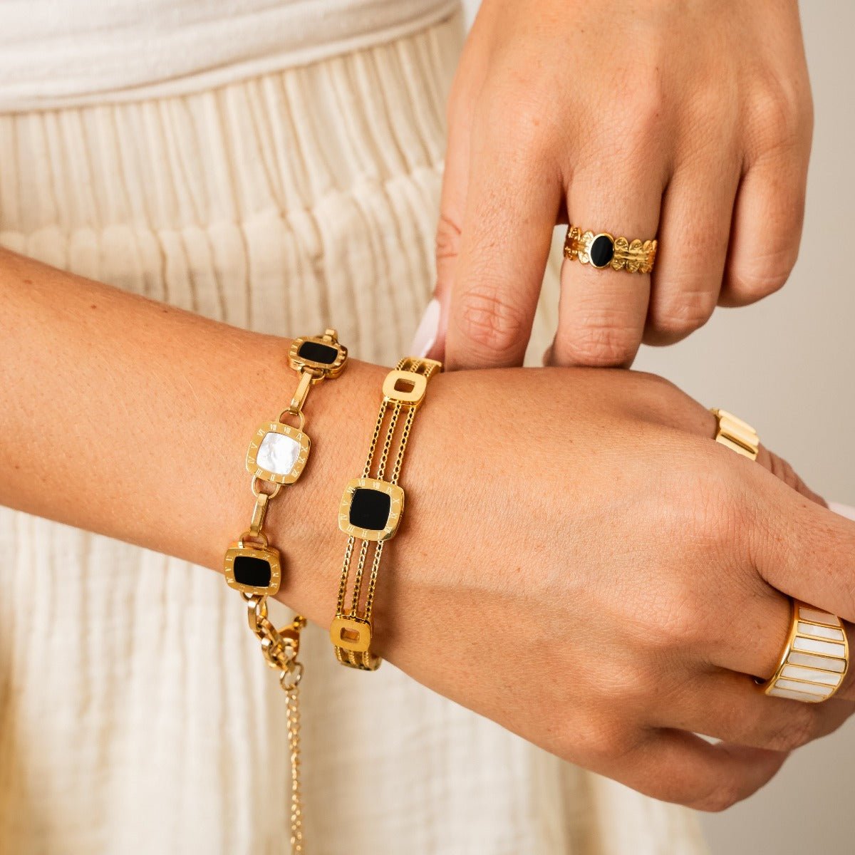Square Mono Bracelet 18K Gold Plated