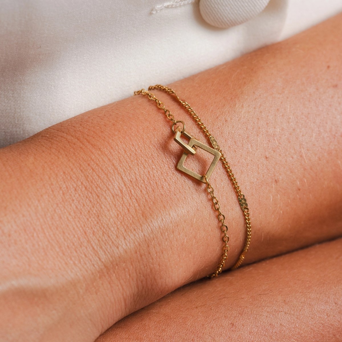 Square Link Pendant Bracelet 18K Gold Plated